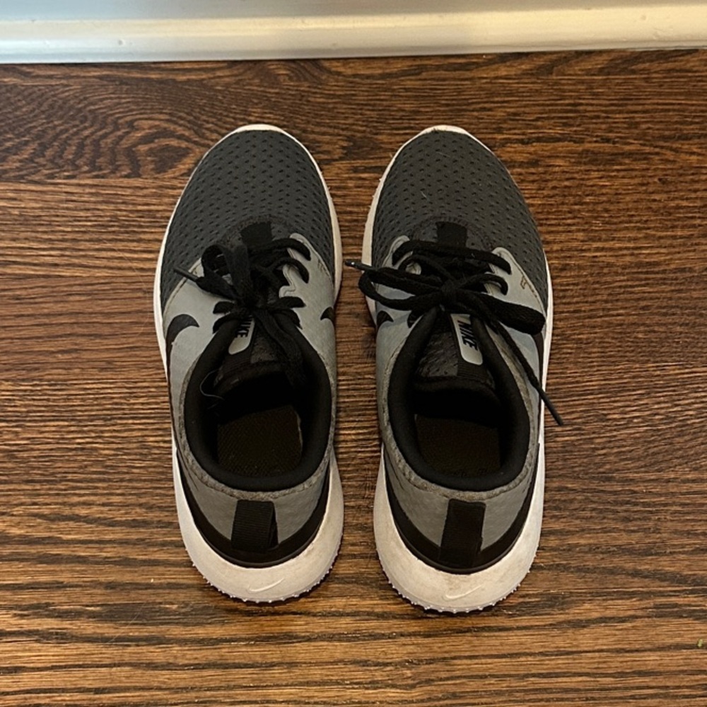 Nike Black and Gray Youth Golf shoes size 3